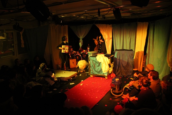 Helmi-Theater    105.jpg